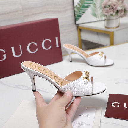 GUCCI 26S HORSEBIT SANDALS 75 MM IN WHITE GG EMBOSSED LEATHER