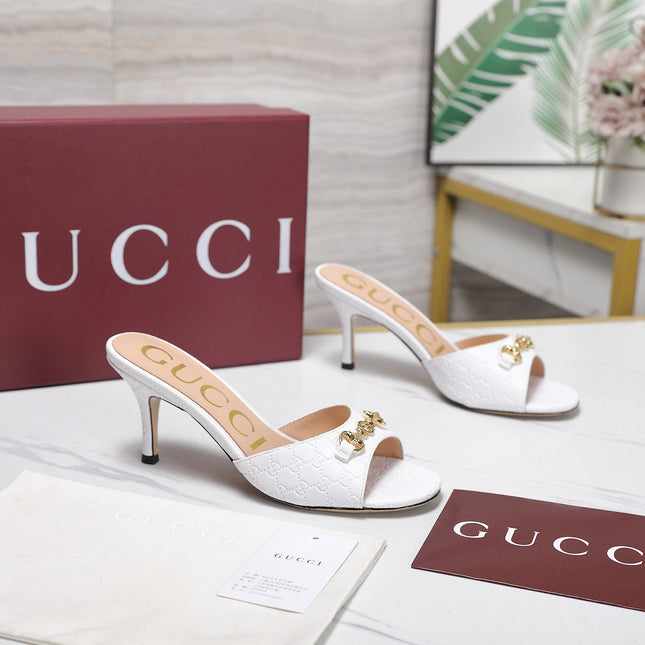 GUCCI 26S HORSEBIT SANDALS 75 MM IN WHITE GG EMBOSSED LEATHER