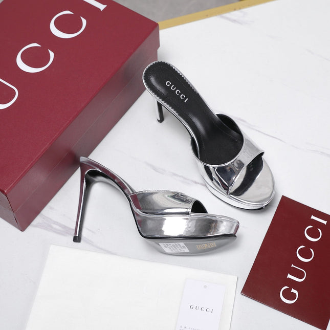 GUCCI 26S HEELED SANDALS 105 MM IN SILVER PATENT CALFSKIN