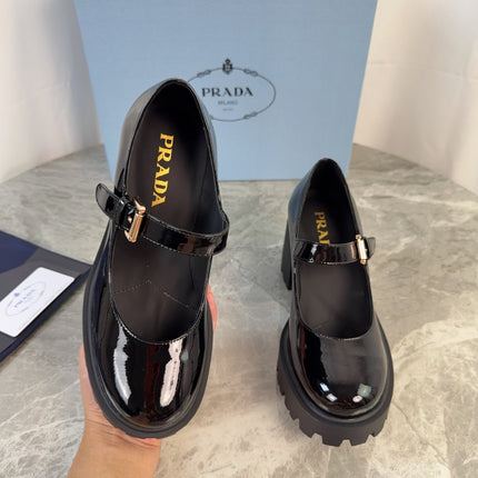 PRADA 26S MARY JANE PUMPS 85 MM IN BLACK PATENT CALFSKIN