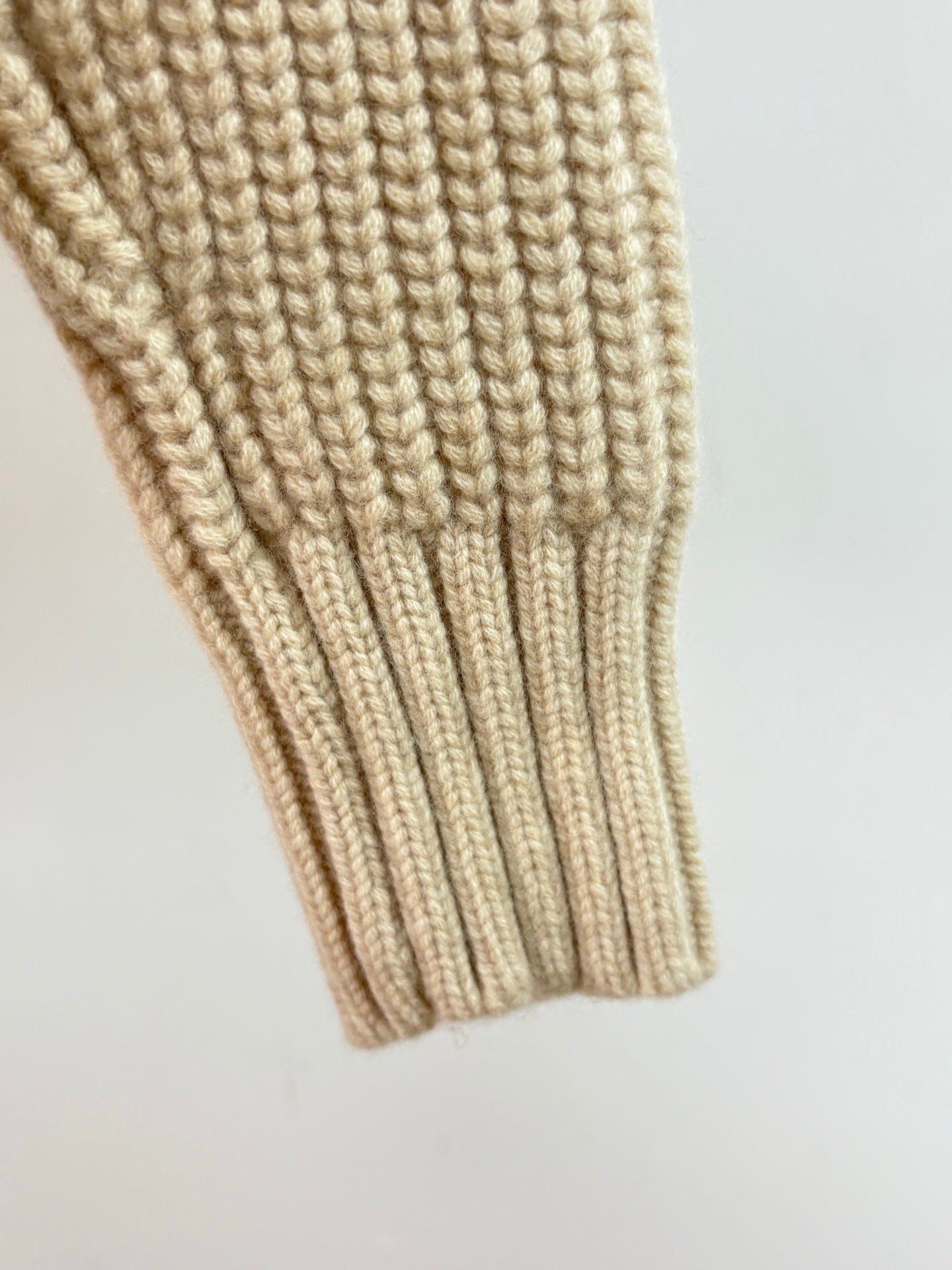 LP CARDIGAN STYLE 328