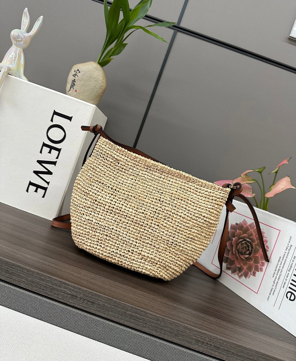 LOEWE 25S SLIT POCHETTE BAG 27 IN NATURAL CALFSKIN SHOULDER STRAP