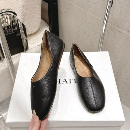 CELINE 26S FLAT SHOES IN BLACK LAMBSKIN