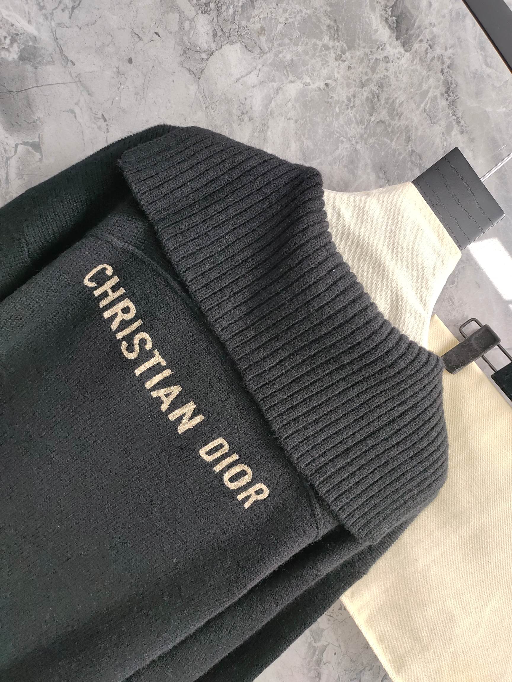 DIOR 25S SWEATER STYLE 128