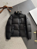 MONCLER PUFFER JACKET IN BLACK 264575