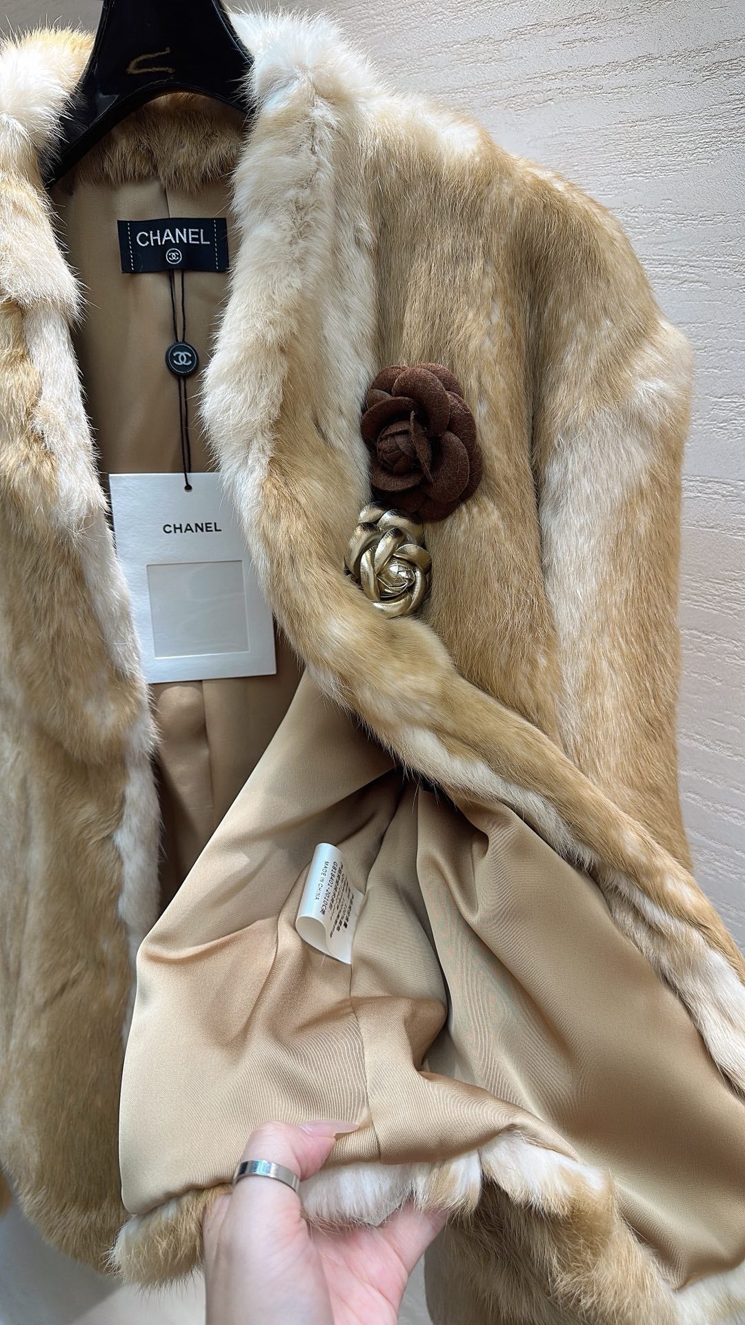 CHANEL 25S SNOW RABBIT FUR COAT 498