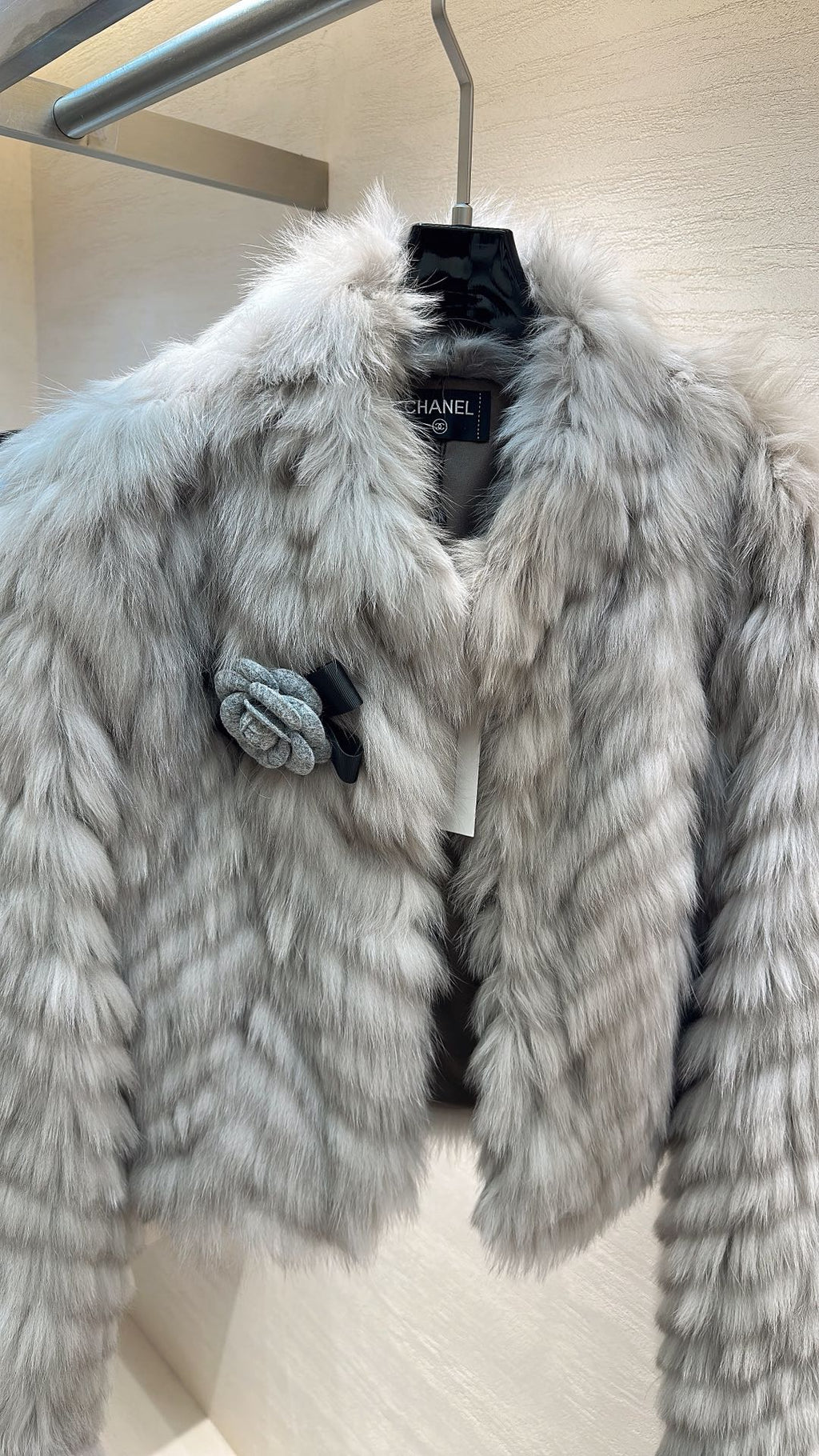 CHANEL 26S SHORT FOX FUR JACKET 808
