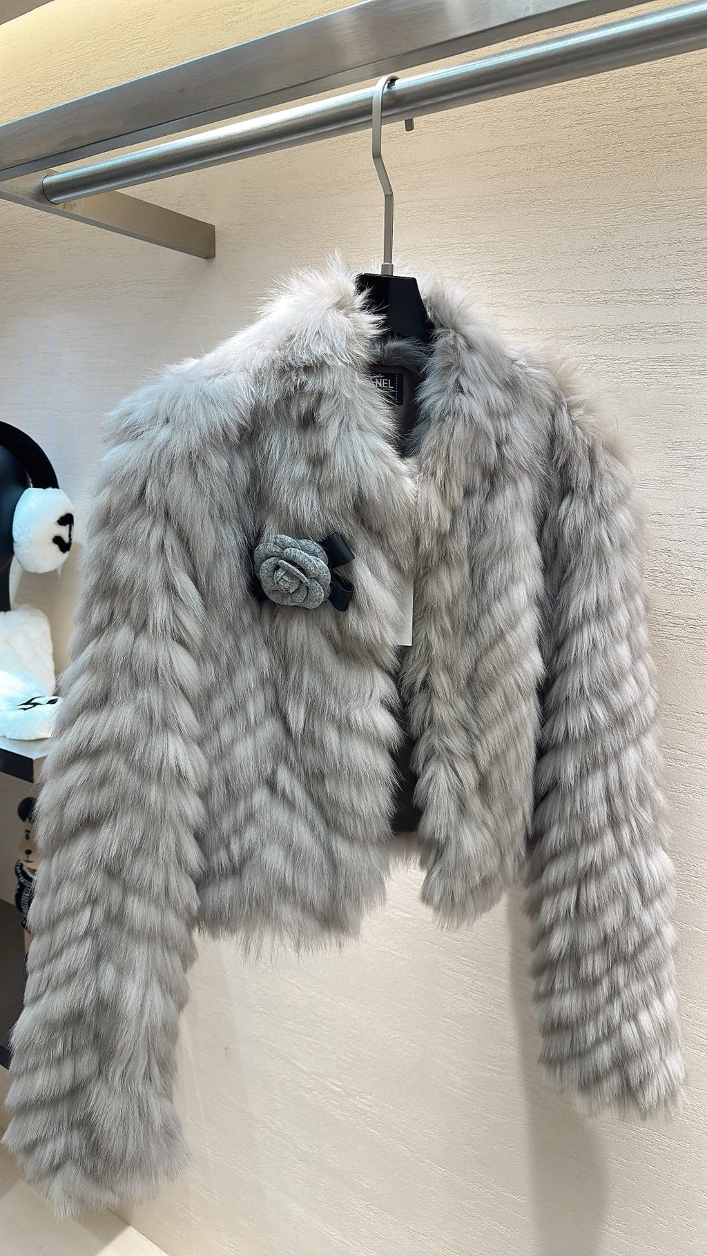 CHANEL 26S SHORT FOX FUR JACKET 808