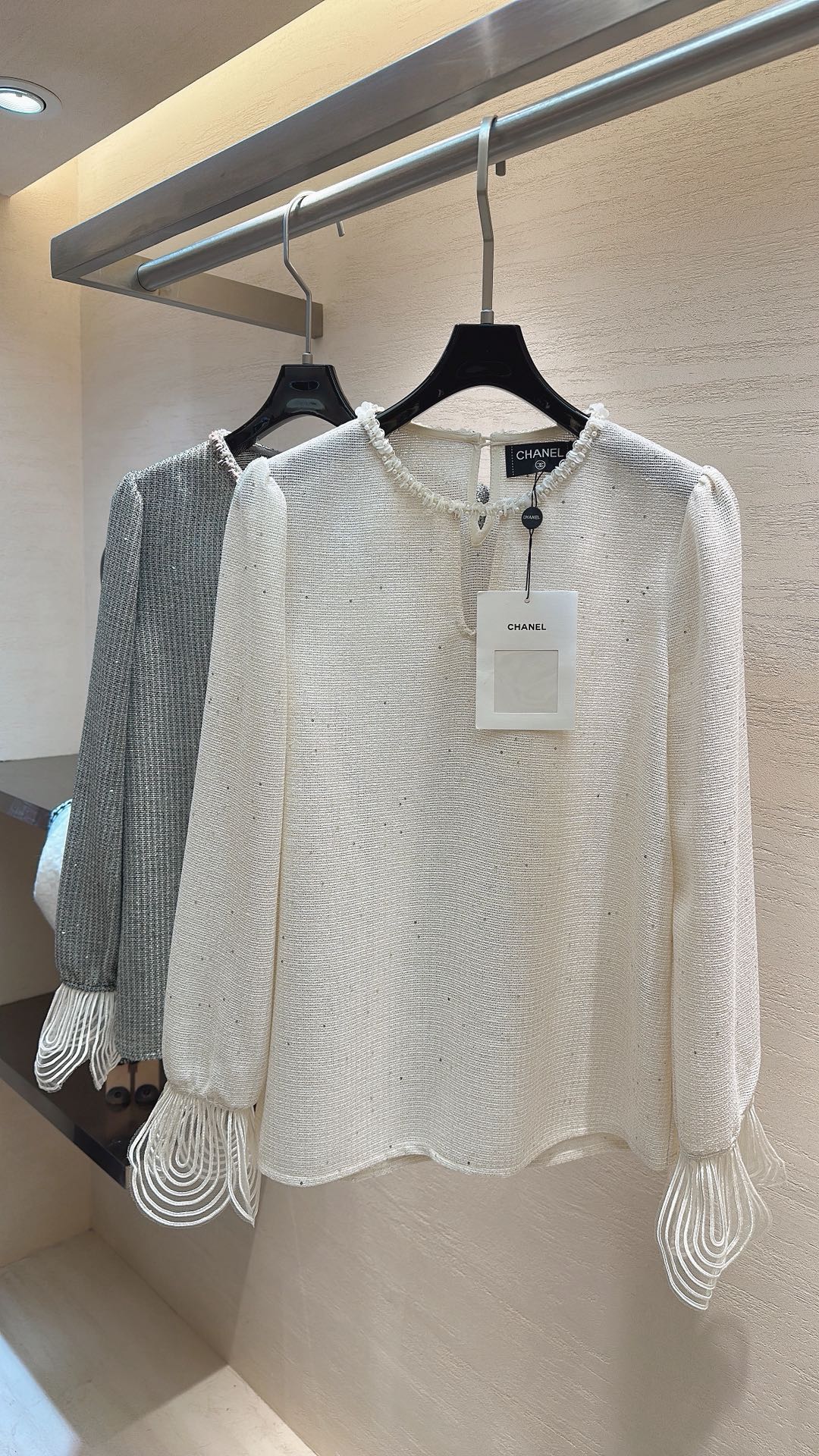 CHANEL 26S LONG-SLEEVE BLOUSE 873