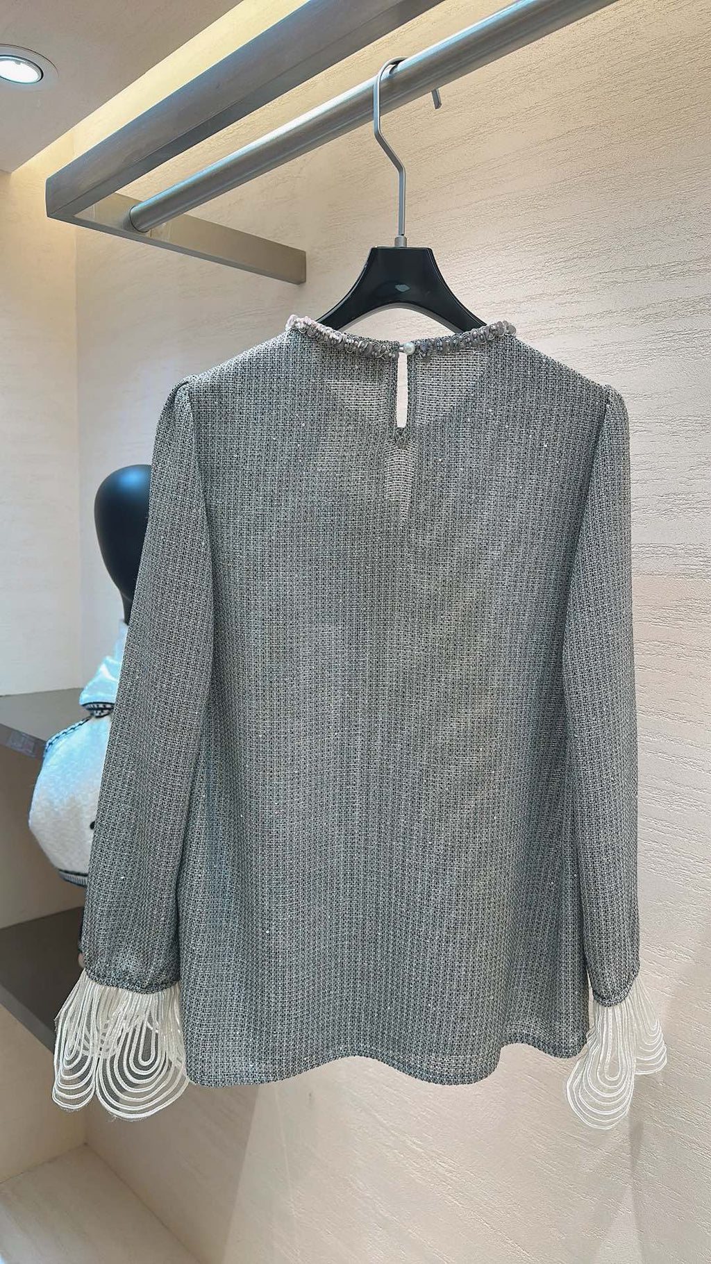 CHANEL 26S LONG-SLEEVE BLOUSE 872