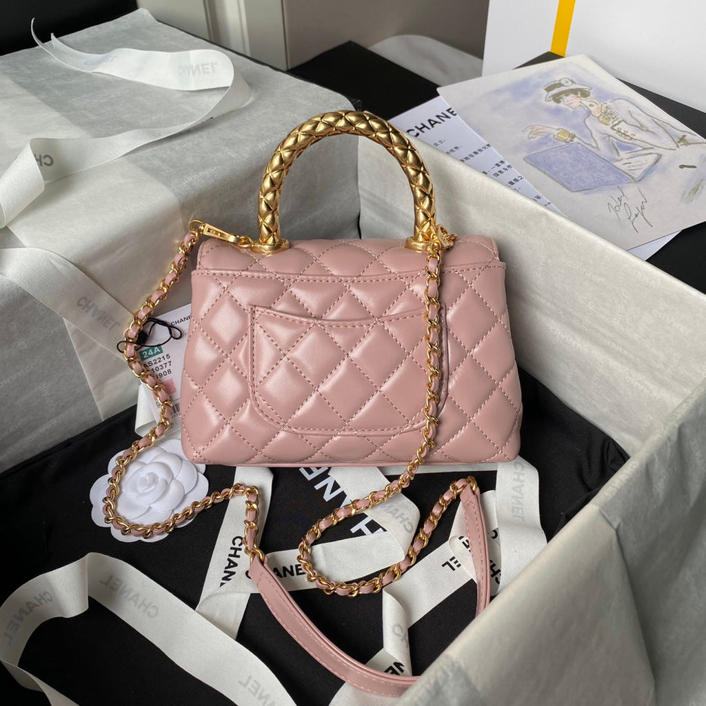 CHANEL 25S CLASSIC COCO HANDLE BAG 19 CM IN LIGHT PINK LAMBSKIN WITH GOLD HARDWARE