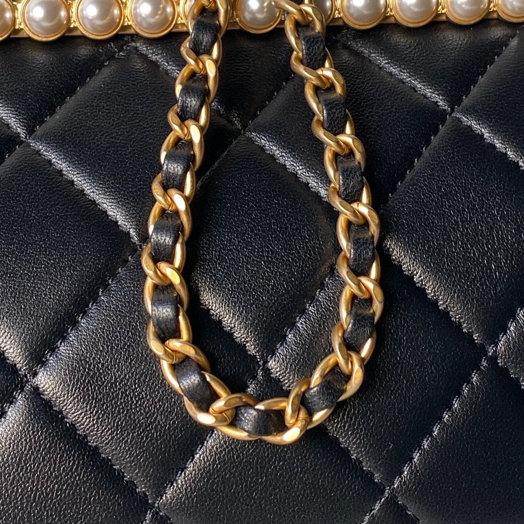 CHANEL 26S CROSSBODY BAG 20 IN BLACK LAMBSKIN