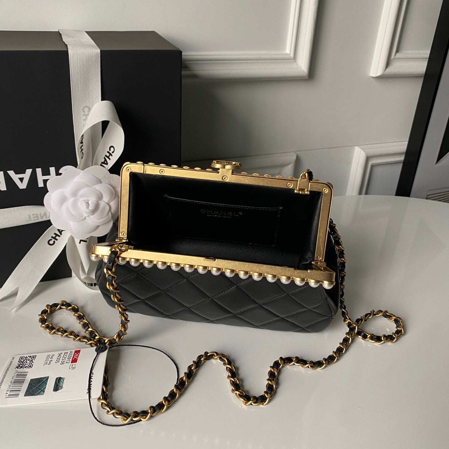 CHANEL 26S CROSSBODY BAG 20 IN BLACK LAMBSKIN