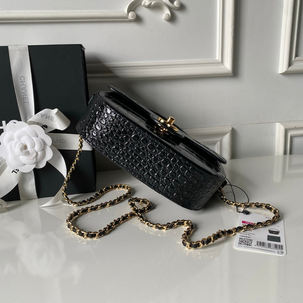CHANEL 26S TOP HANDLE BAG 19 IN BLACK CROCODILE-EMBOSSED CALFSKIN GOLD HARDWARE