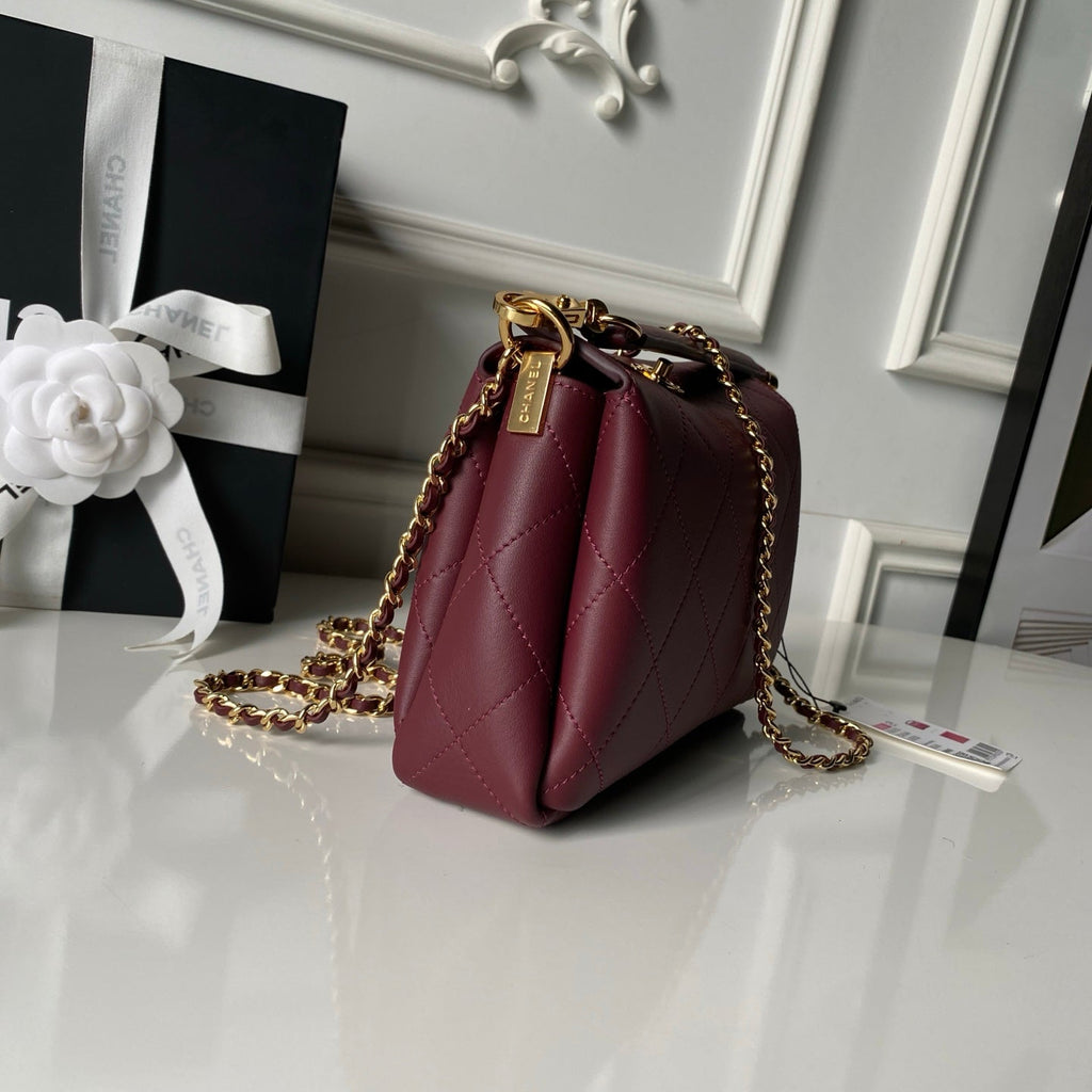 CHANEL 26S HOBO BAG SMALL 23 IN BURGUNDY RED QUILTED LAMBSKIN GOLD HARDWARE