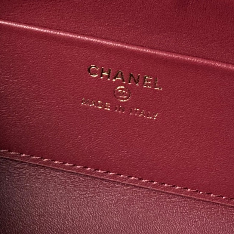 CHANEL 26S BARREL CLUTCH WITH CHAIN 23 IN CARAMEL BROWN SUEDE AND CALFSKIN GOLD HARDWARE