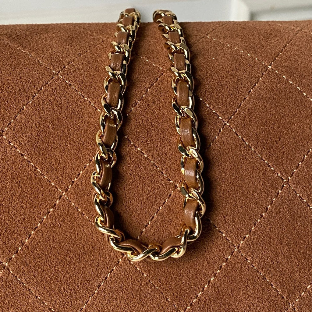 CHANEL 26S BARREL CLUTCH WITH CHAIN 23 IN CARAMEL BROWN SUEDE AND CALFSKIN GOLD HARDWARE