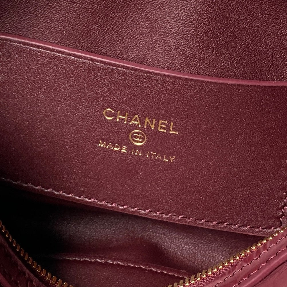 CHANEL 26S MINI TIMELESS CLASSIC BARREL BAG 19 IN BURGUNDY RED CROCODILE-EMBOSSED PATENT CALFSKIN GOLD HARDWARE
