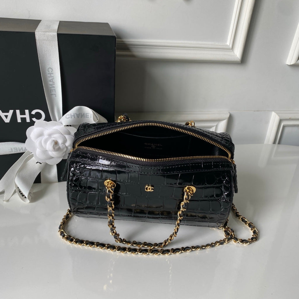 CHANEL 26S MINI TIMELESS CLASSIC BARREL BAG 19 IN BLACK CROCODILE-EMBOSSED PATENT CALFSKIN GOLD HARDWARE