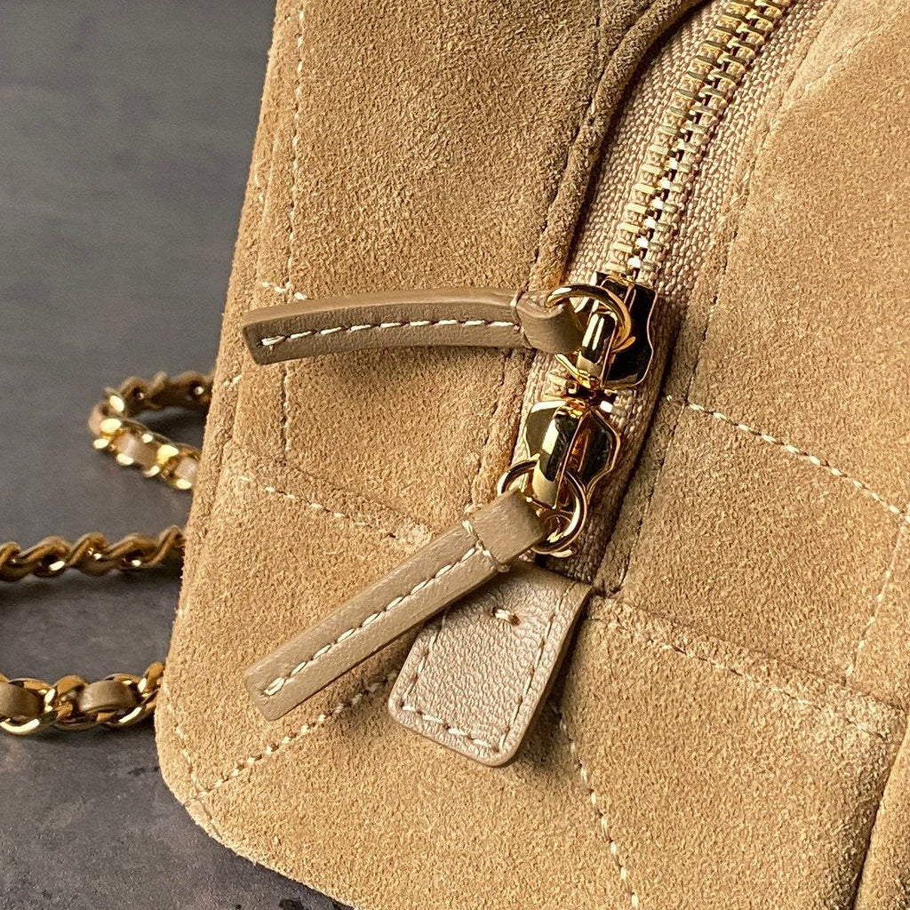 CHANEL 26S CHAIN CLUTCH BAG 32 IN TAN BROWN QUILTED SUEDE GOLD HARDWARE