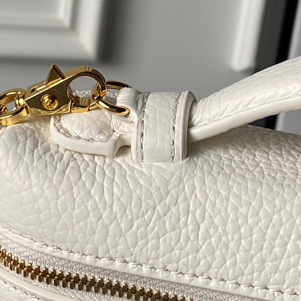 CHANEL 26S VANITY BAG 19 IN IVORY WHITE CAVIAR CALFSKIN GOLD HARDWARE