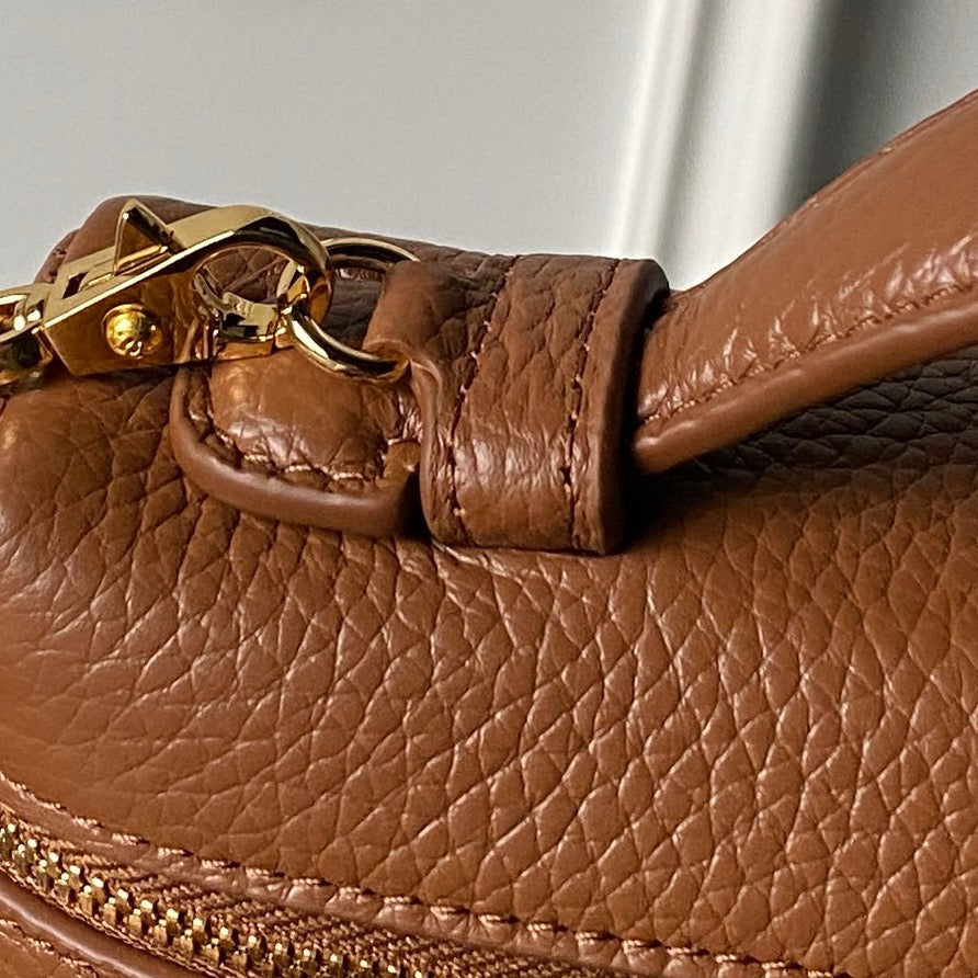 CHANEL 26S VANITY BAG 19 IN CARAMEL BROWN CAVIAR CALFSKIN GOLD HARDWARE