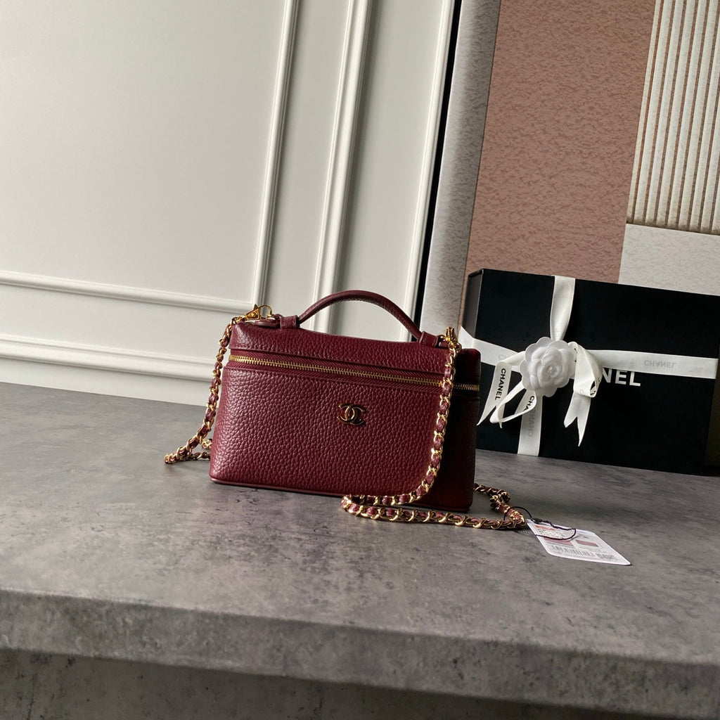CHANEL 26S VANITY BAG 19 IN BURGUNDY RED CAVIAR CALFSKIN GOLD HARDWARE