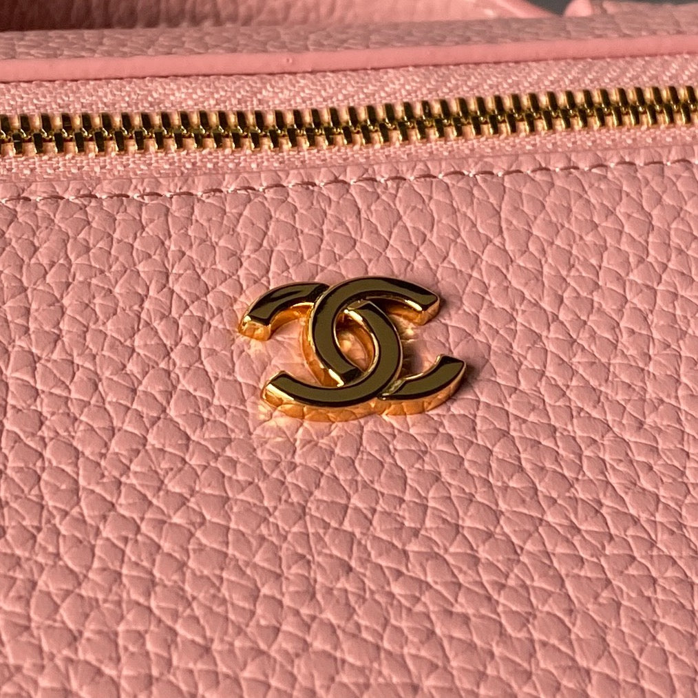 CHANEL 26S VANITY BAG 19 IN LIGHT PINK CAVIAR CALFSKIN GOLD HARDWARE