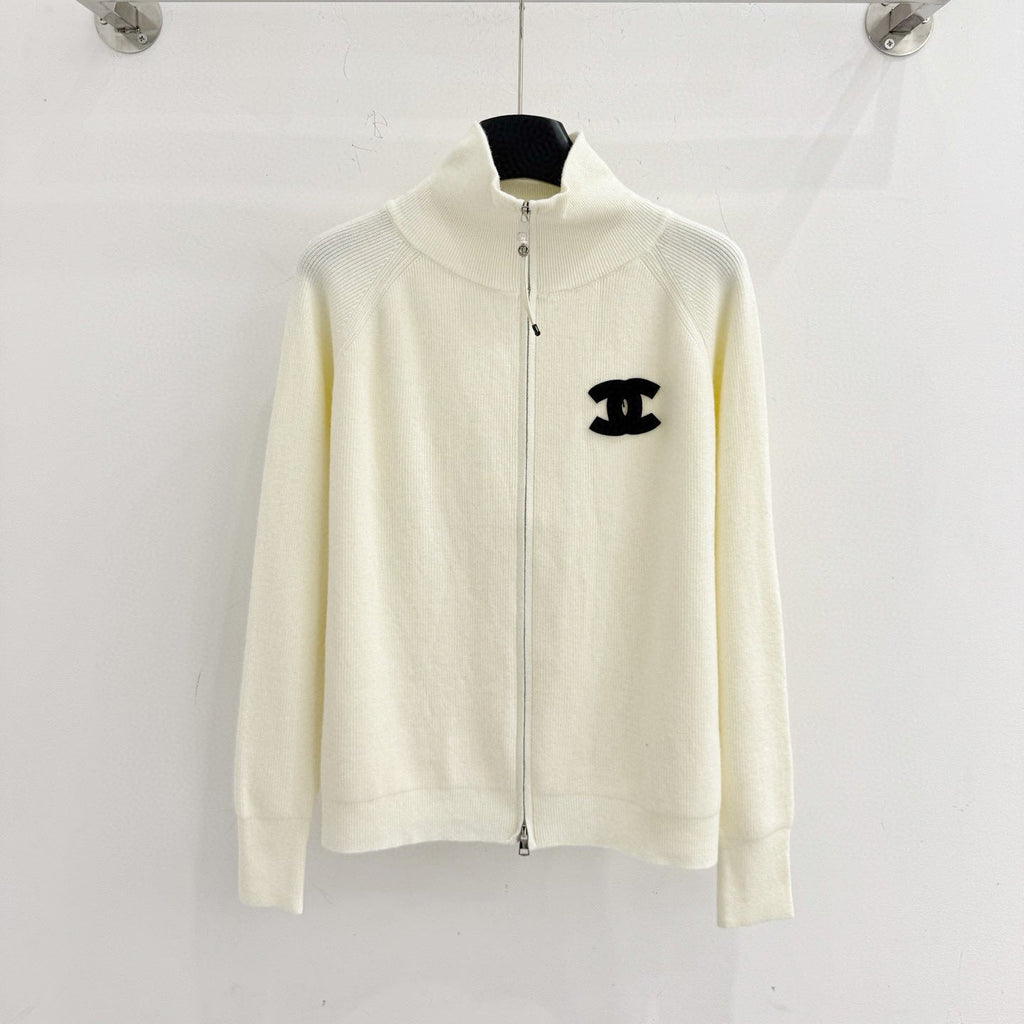 CHANEL 26S KNITTED CARDIGAN 737