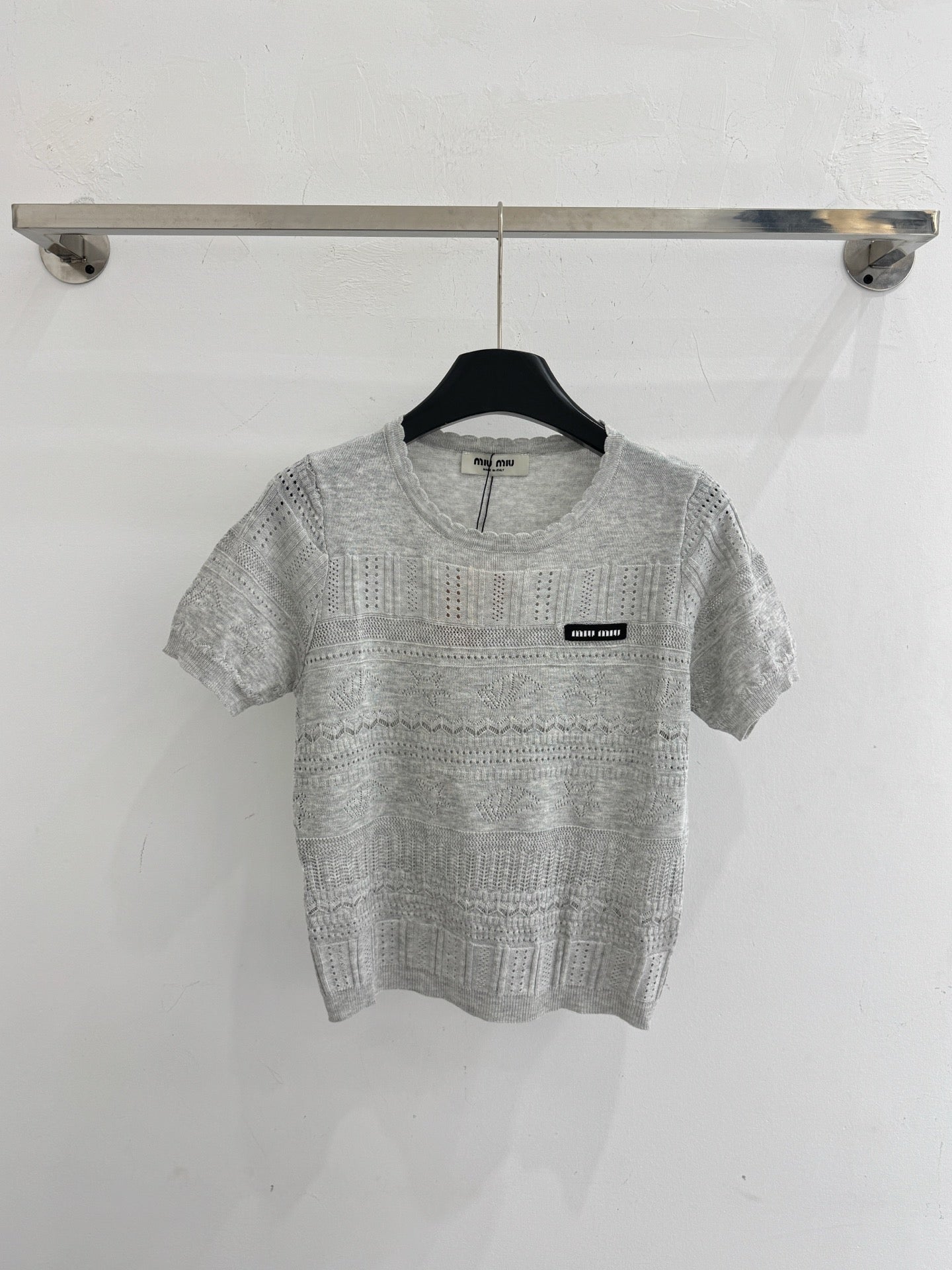 MIUMIU 26S SHORT-SLEEVED SWEATER STYLE 1075