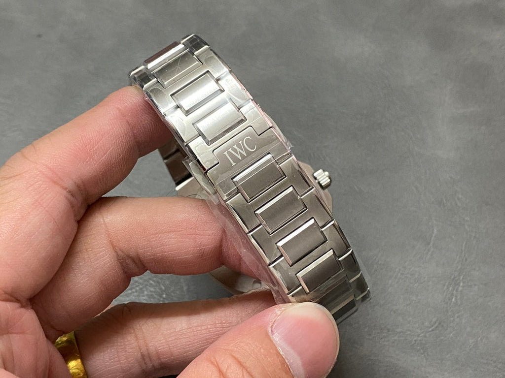 INGENIEUR AUTOMATIC 40 SILVER STAINLESS STEEL CASE WITH BLACK DIAL