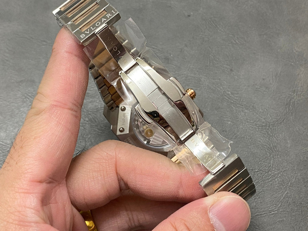 OCTO 41 AUTOMATIC ROSE GOLD AND STEEL WHITE DIAL