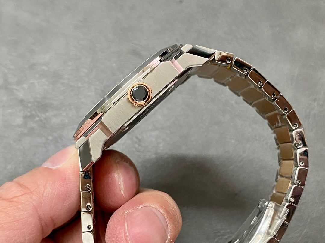 OCTO 41 AUTOMATIC ROSE GOLD AND STEEL WHITE DIAL