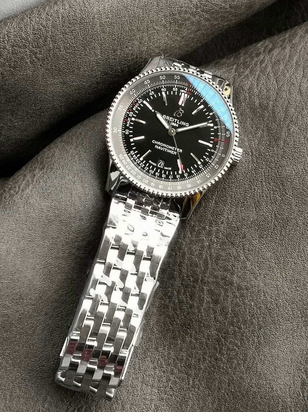 NAVITIMER AUTOMATIC 41 STEEL BEZEL BLACK AND GRAY DIAL