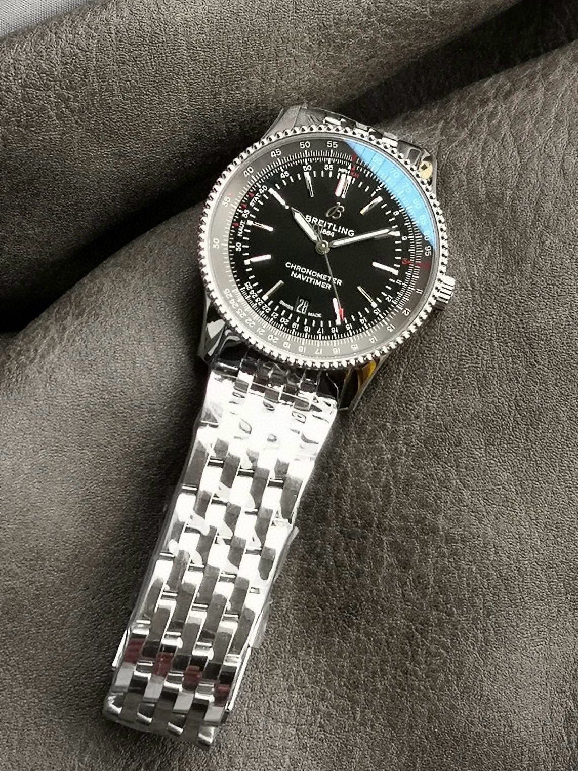 NAVITIMER AUTOMATIC 41 STEEL BEZEL BLACK AND GRAY DIAL