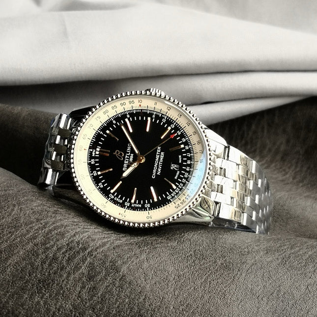 NAVITIMER AUTOMATIC 41 STEEL BEZEL BLACK AND WHITE DIAL
