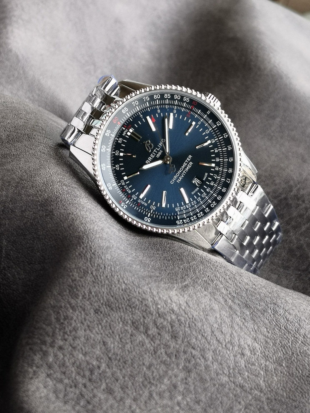 NAVITIMER AUTOMATIC 41 STEEL BEZEL MIDNIGHT BLUE DIAL