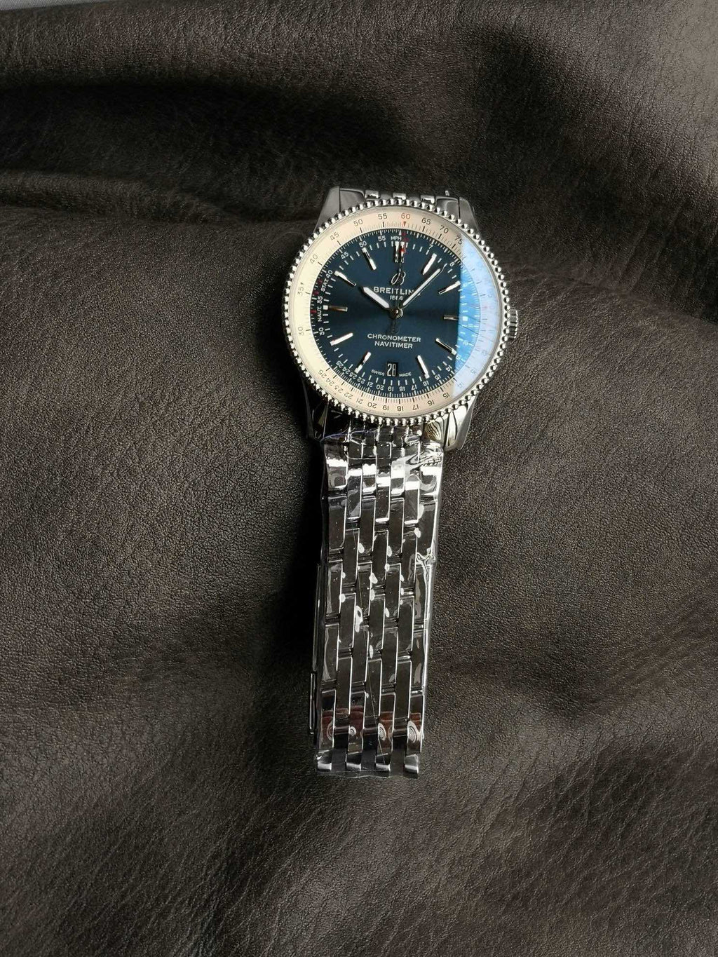 NAVITIMER AUTOMATIC 41 STEEL BEZEL MIDNIGHT BLUE AND WHITE DIAL