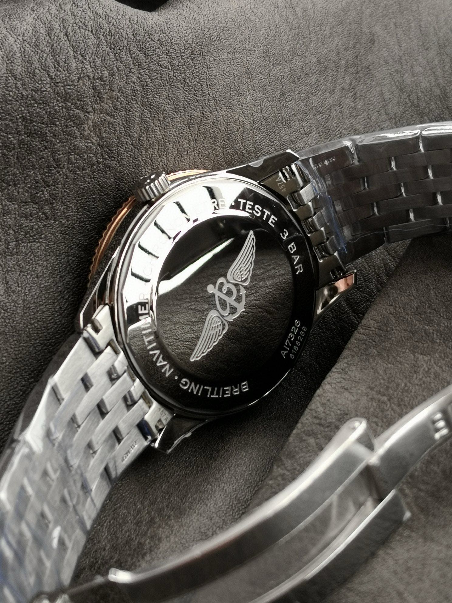 NAVITIMER AUTOMATIC 41 RED GOLD BEZEL WHITE AND BLACK DIAL