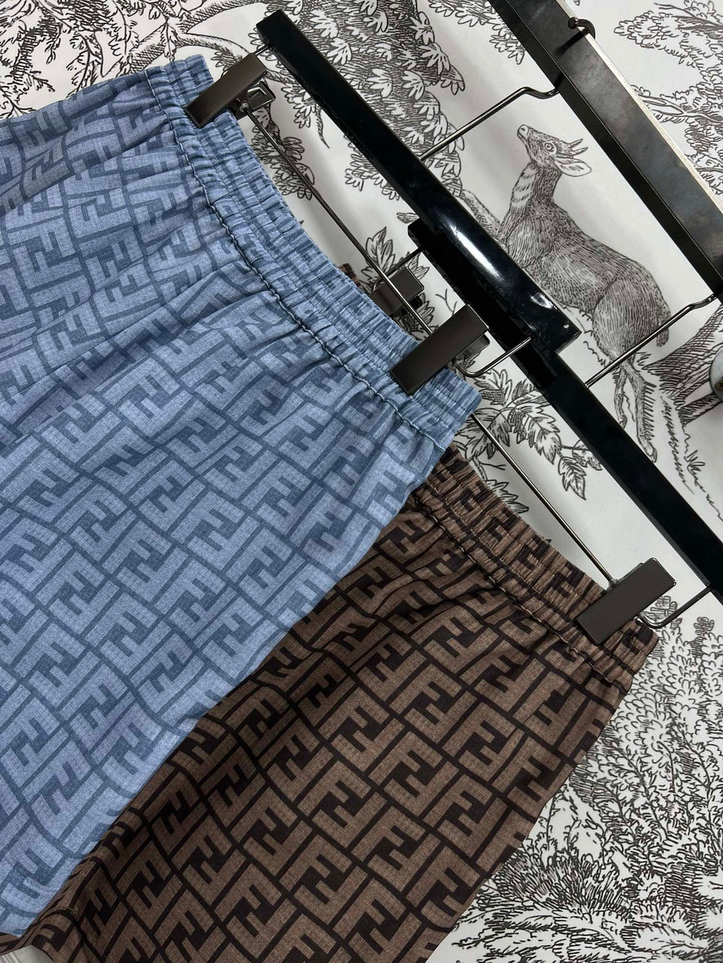 FENDI SHORTS 268613
