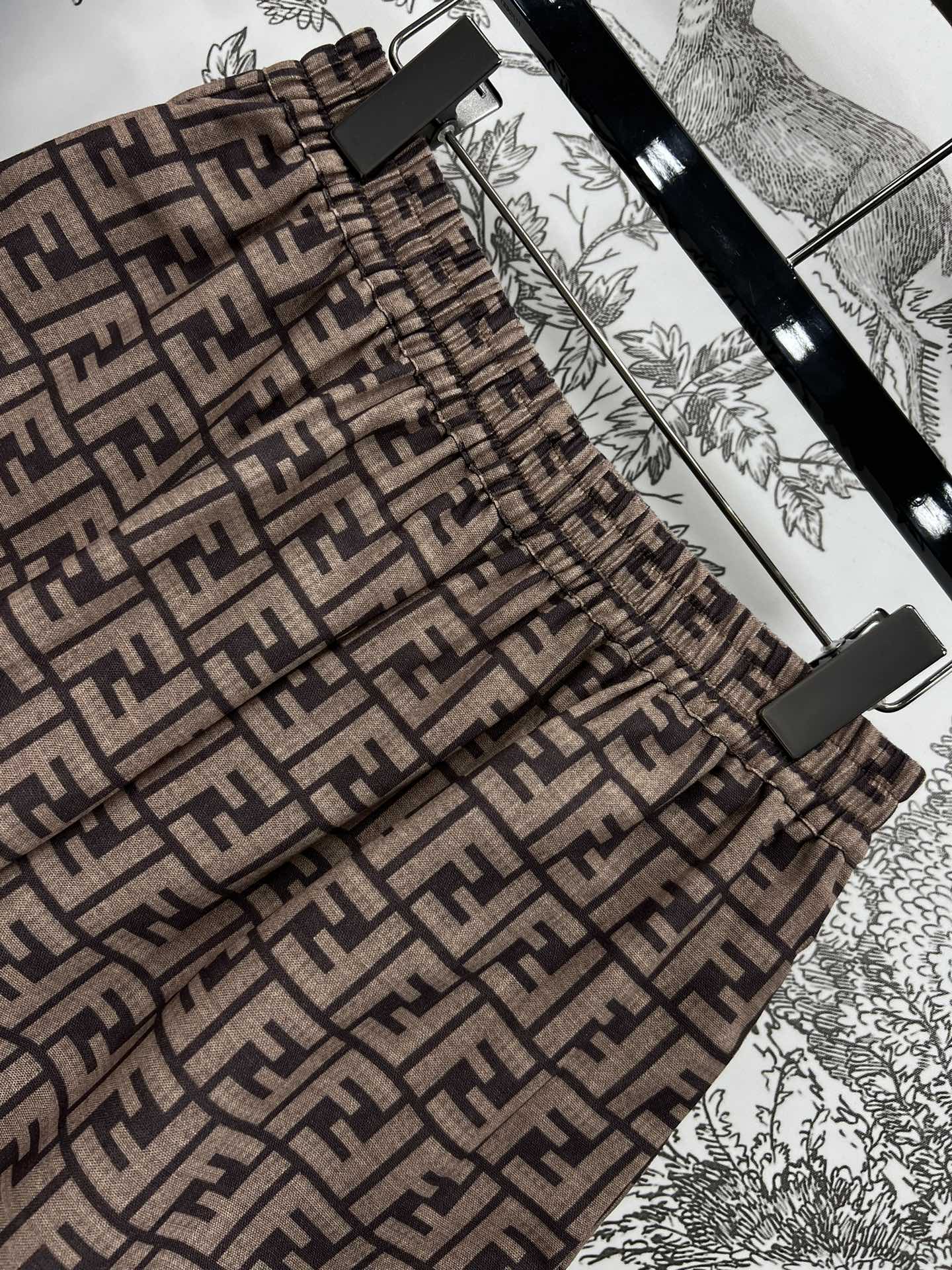 FENDI SHORTS 268613