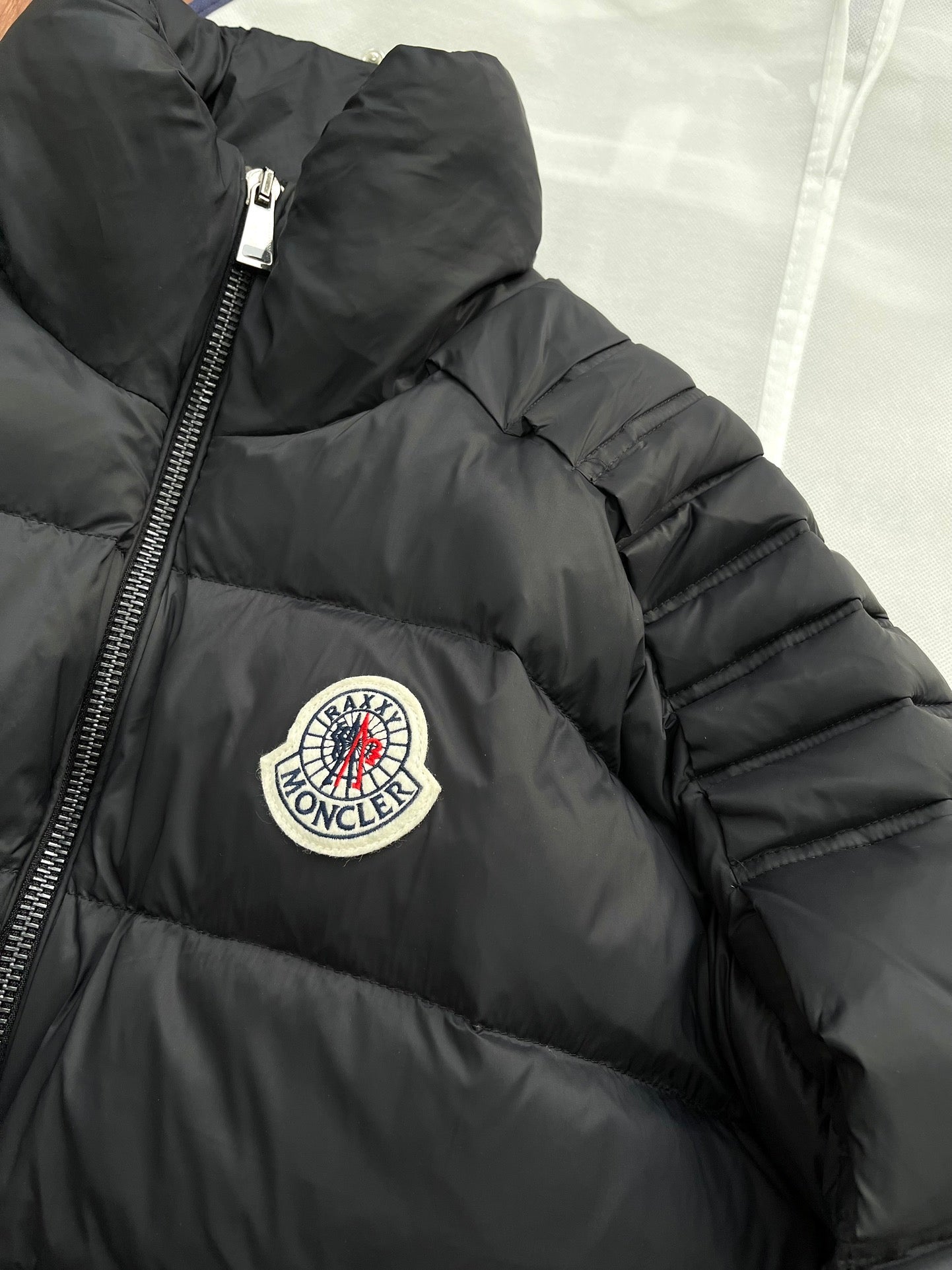 MONCLER 25S STAND-COLLAR PUFFER JACKET 324