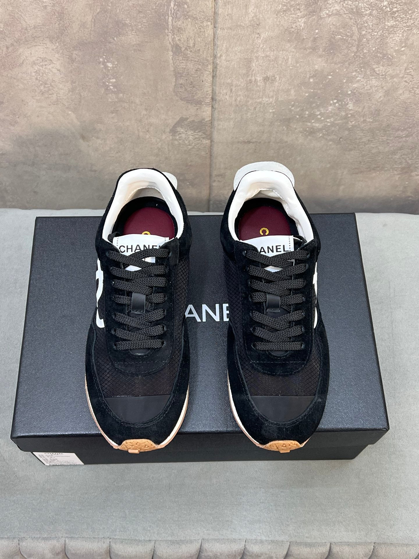 CHANEL 26S RUNNING SNEAKERS IN BLACK SUEDE AND MESH CC LOGO