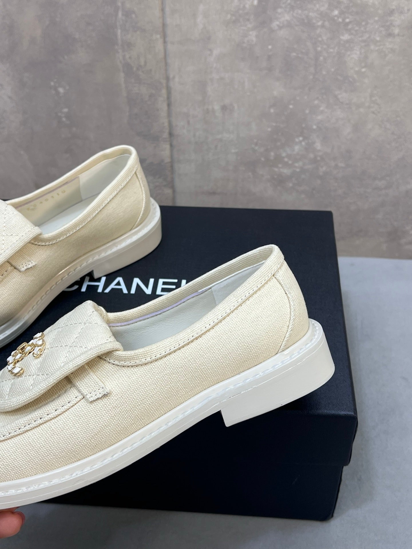 CHANEL 26S LOAFERS IN IVORY WHITE CANVAS WITH QUILTED FLAP & CHAIN CC LOGO