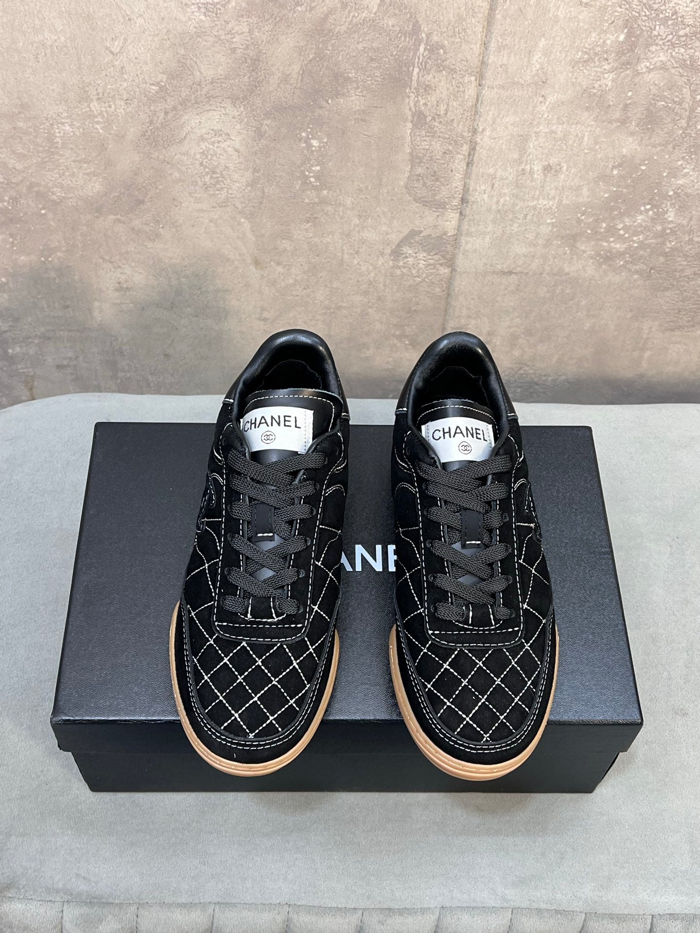 CHANEL 26S SNEAKERS IN BLACK SUEDE QUILTED CC LOGO