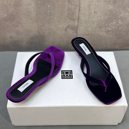 THE ROW 26S SQUARE TOE THONG KITTEN HEEL SANDALS 45MM IN PURPLE VELVET