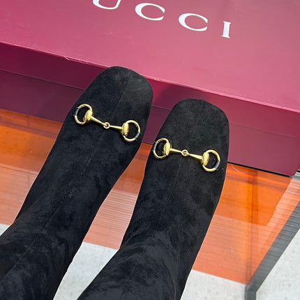 GUCCI 26S HORSEBIT KNEE-HIGH BOOTS 55 MM IN BLACK SUEDE