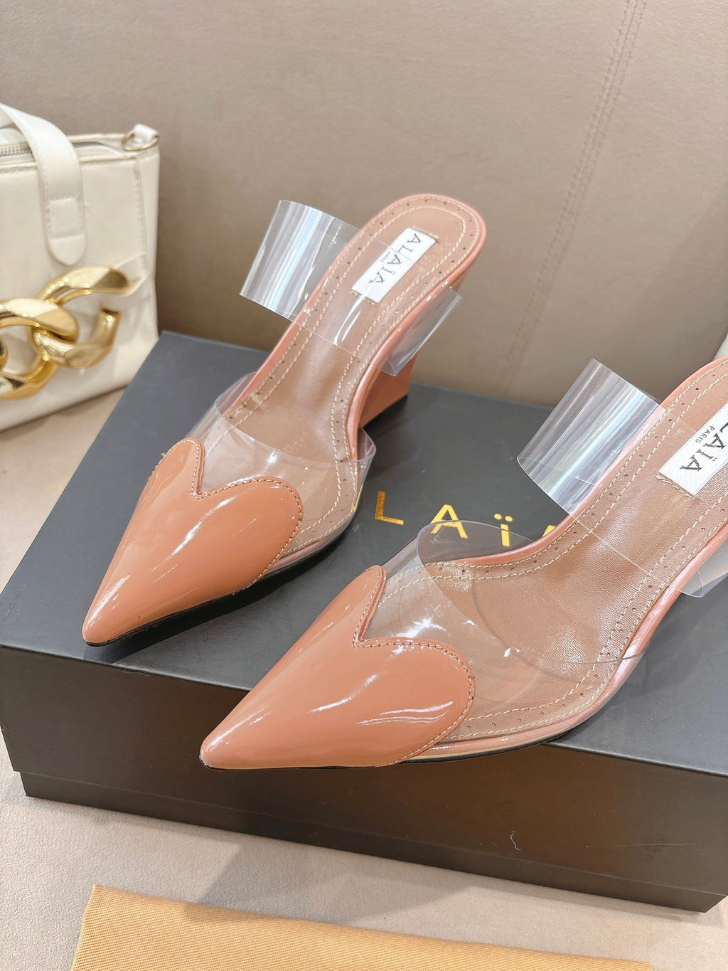ALAIA 26S HIGH-HEEL WEDGE MULES 95 MM IN LIGHT BROWN GLOSSY CALFSKIN