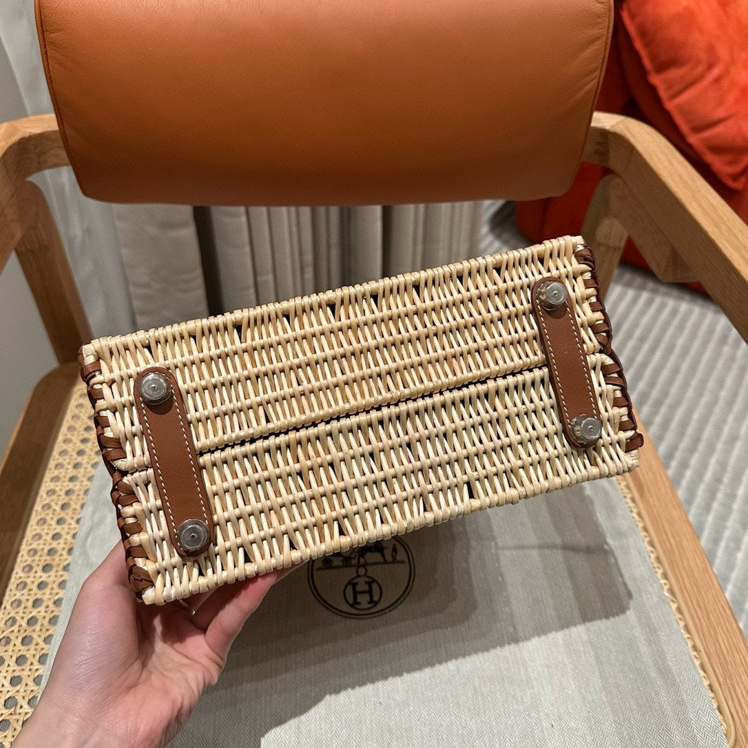 HM BIRKIN PICNIC 25 CM IN CAMEL CALFSKIN SILVER HARDWARE
