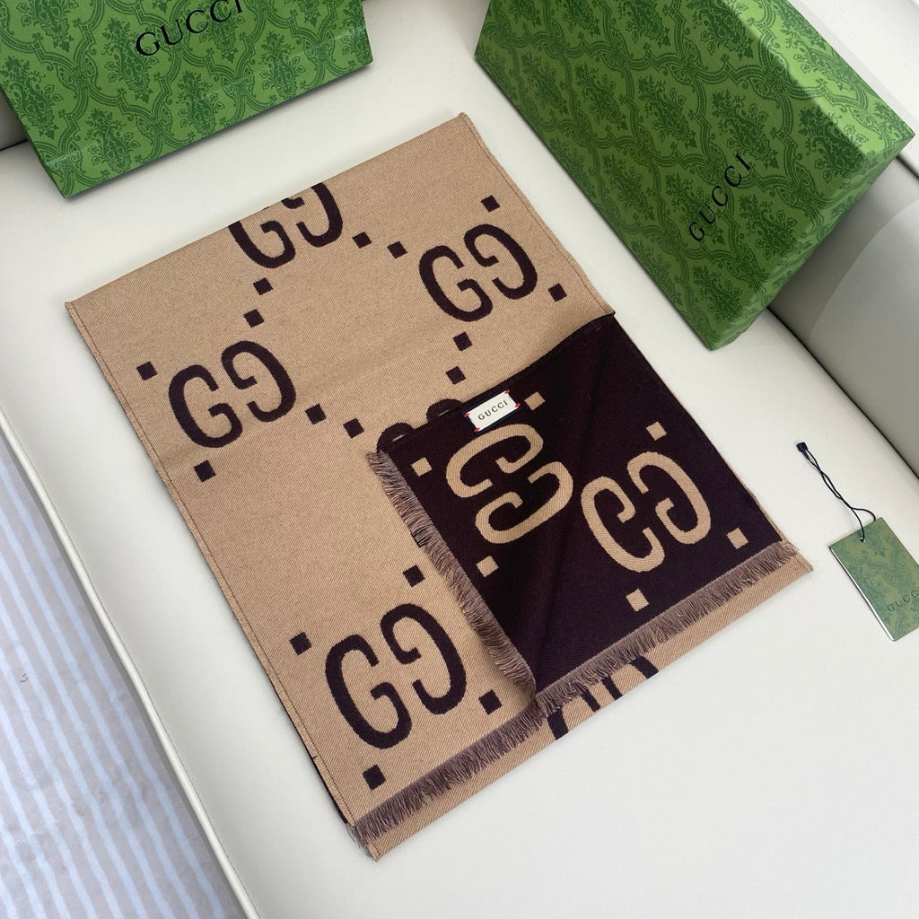GUCCI 25S SCARF 190 IN WOOL SILK 742030